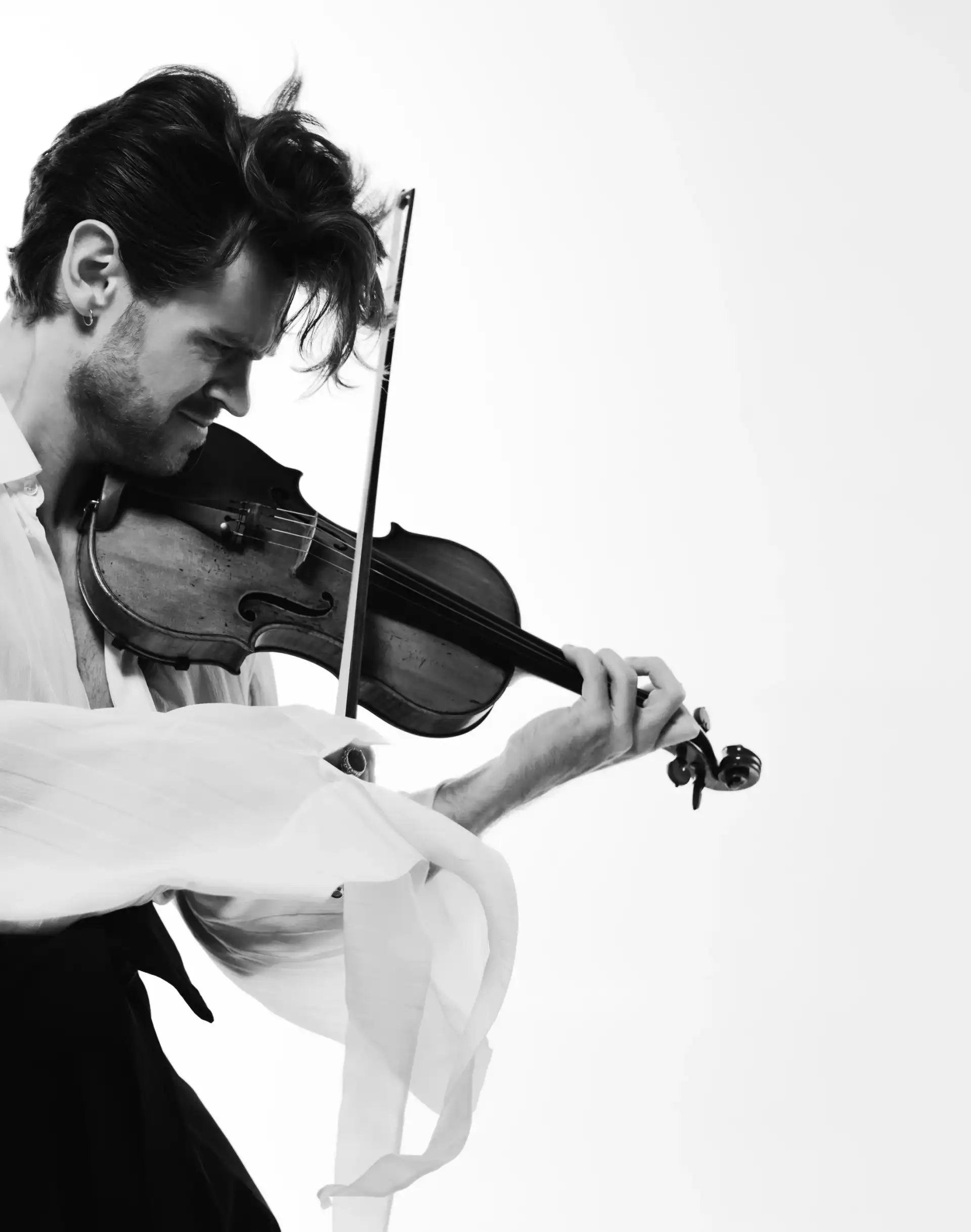 Blake Pouliot playing violin